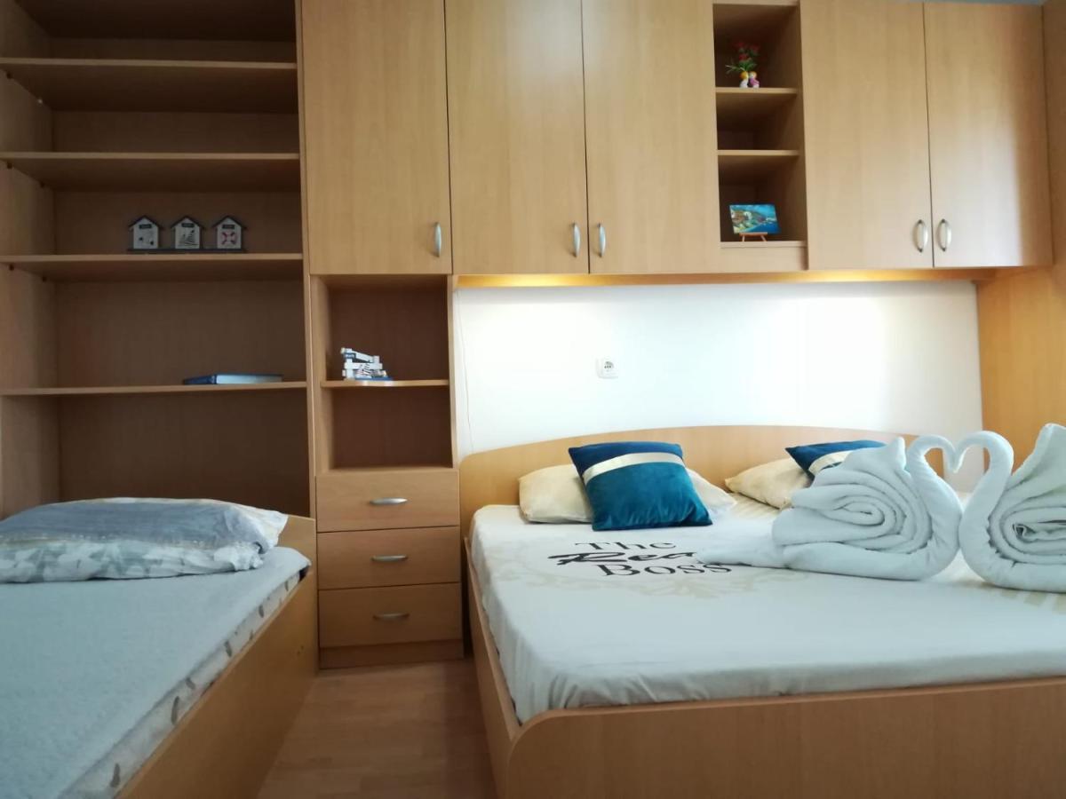Apartment And Room Hudoletnjak Шіло Екстер'єр фото